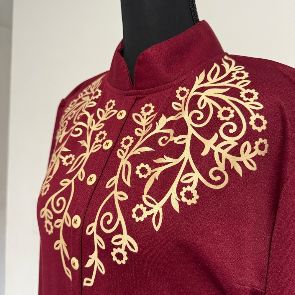 Women’s Elegant Maroon and Cream Maxi Dress - Picture 4 of 12